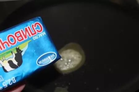 "бочонки с мясом" или блинчики с мясом "любимые": шаг 1