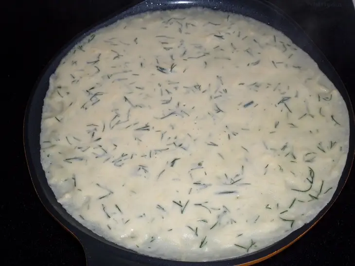 Кукурузные блины с сыром и укропом: шаг 7