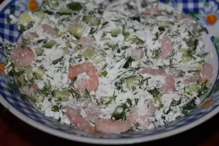 Блинчики с творогом, креветкой и огурцом: шаг 6