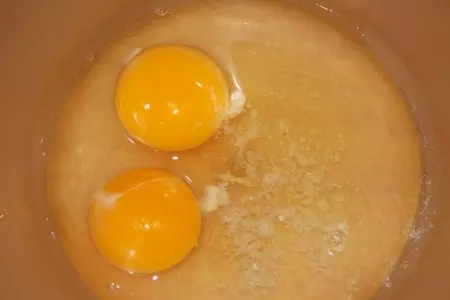 Блинчики с крабовой начинкой.: шаг 2
