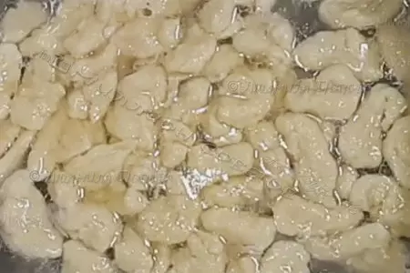 Куриный суп с галушками, блюдо украинской кухни: шаг 8