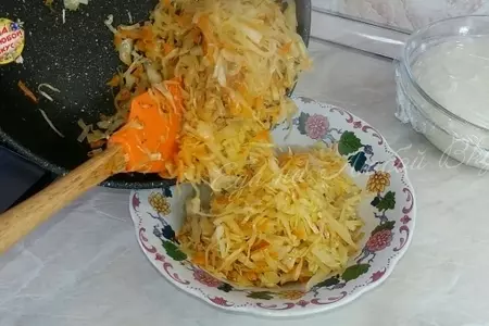 Постный пирог с капустой в духовке: шаг 3