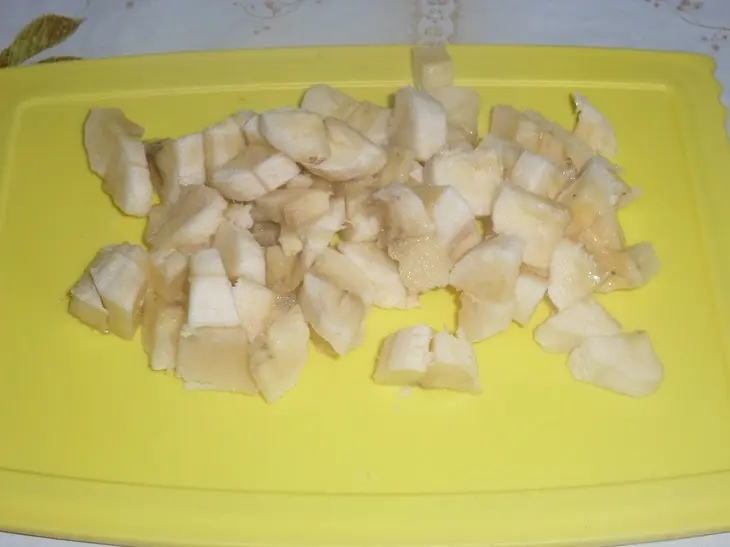 Оладьи с яблоком и бананом: шаг 3
