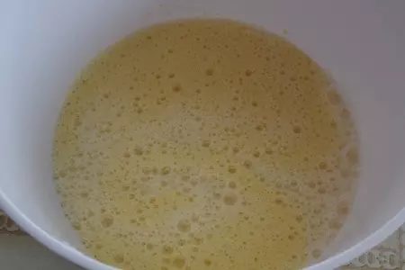 Блинный пирог с брынзой и овощами: шаг 3