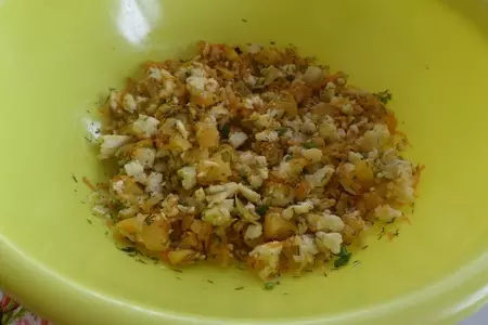 Блинный пирог с брынзой и овощами: шаг 7