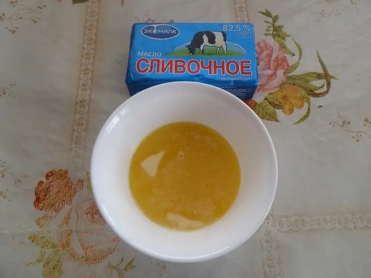 Клубничные блины с клубничным джемом и творожным кремом: шаг 2