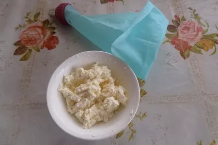 Клубничные блины с клубничным джемом и творожным кремом: шаг 15