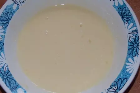 Блины, запечёные в сметанной заливке.: шаг 5