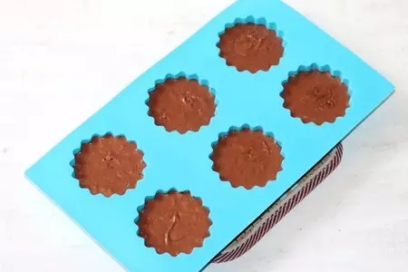 Брауни с малиной: шаг 4
