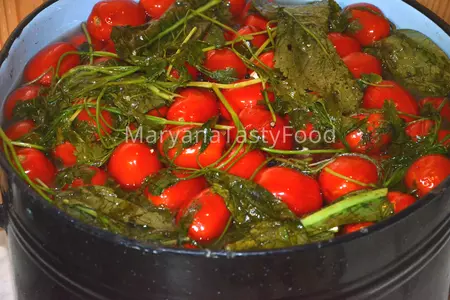 Квашеные помидоры на зиму. невероятно вкусные!: шаг 6