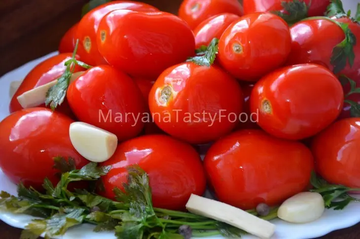Квашеные помидоры на зиму. невероятно вкусные!: шаг 7