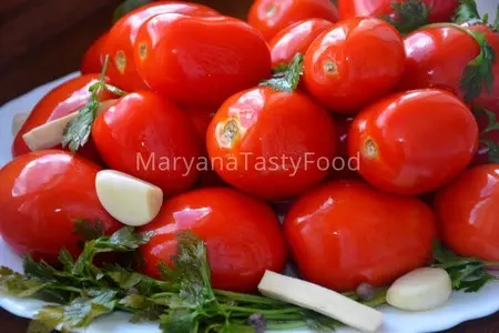 Квашеные помидоры на зиму. невероятно вкусные!: шаг 7