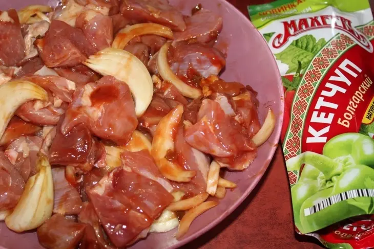 Жаркое из индейки в фольге на мангале: шаг 2