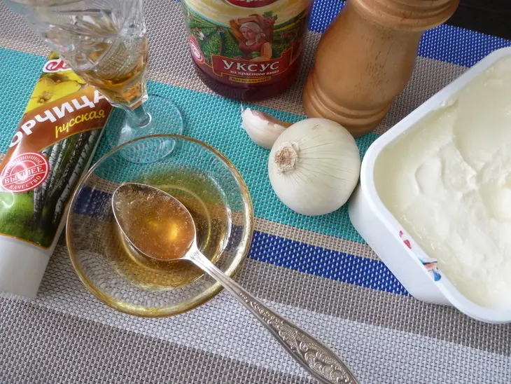 Сельдь в горчично-медовом маринаде по-датски: шаг 1