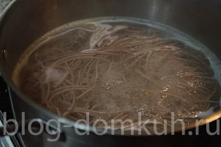 Говядина с гречневой лапшой и терияки: шаг 7