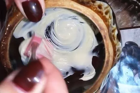 Картофель в горшочках. с мясом и огурчиками: шаг 6