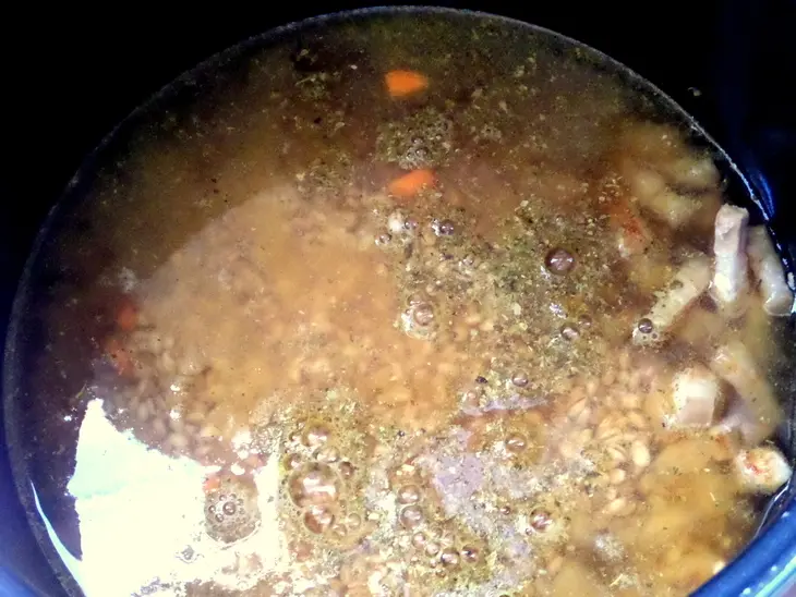 Перловая каша с мясом в мультиварке: шаг 7