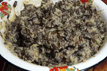 Пирожки с папоротником и картофельным пюре: шаг 6