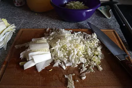Салат с говядиной и горчичной заправкой: шаг 3