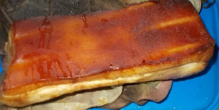 Копченое сало с  шашлычным маринадом: шаг 5