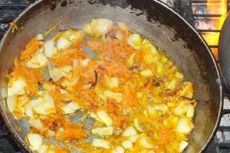 Греча с копчеными купатами: шаг 2