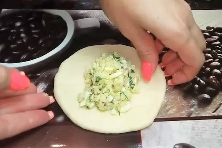 Пирожки духовые мягкие и воздушные.: шаг 3