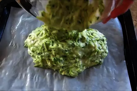 Рулет из кабачка с ветчиной и сыром: шаг 4