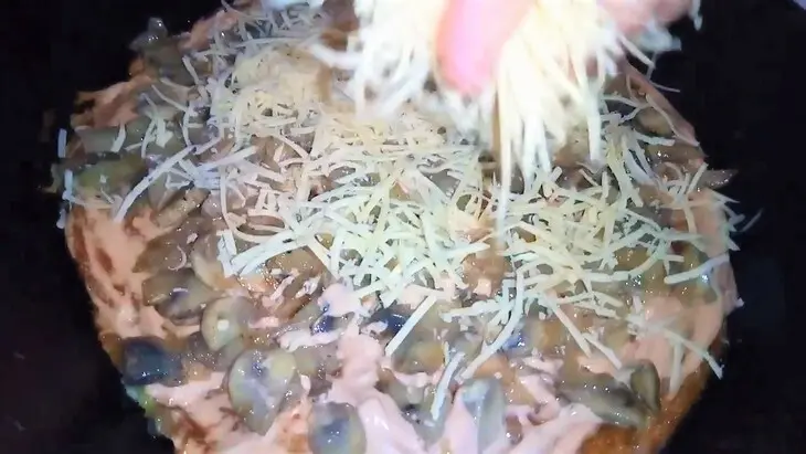 Картофельный пирог на сковороде - быстрый завтрак на скорую руку: шаг 3