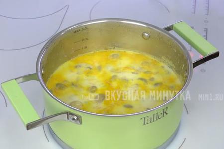 Грибной суп с баклажанами: шаг 3