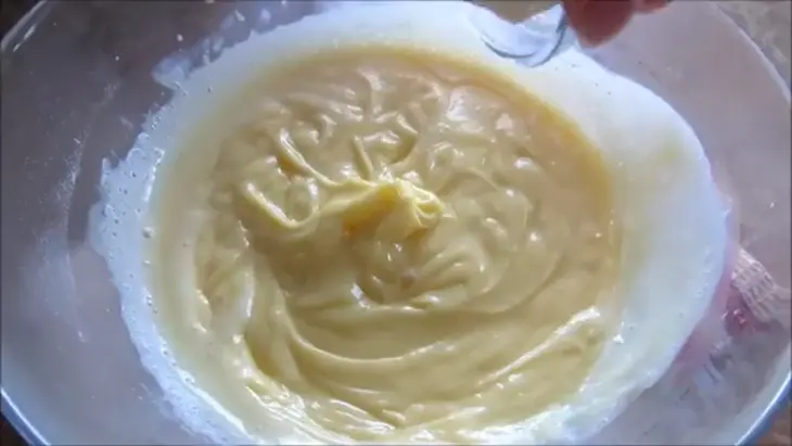Корзиночки (тарталетки) с заварным кремом и черной малиной: шаг 5