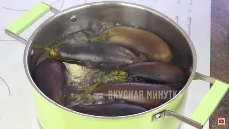 Лучшая закусочка к мясу! маринованные баклажаны!: шаг 1