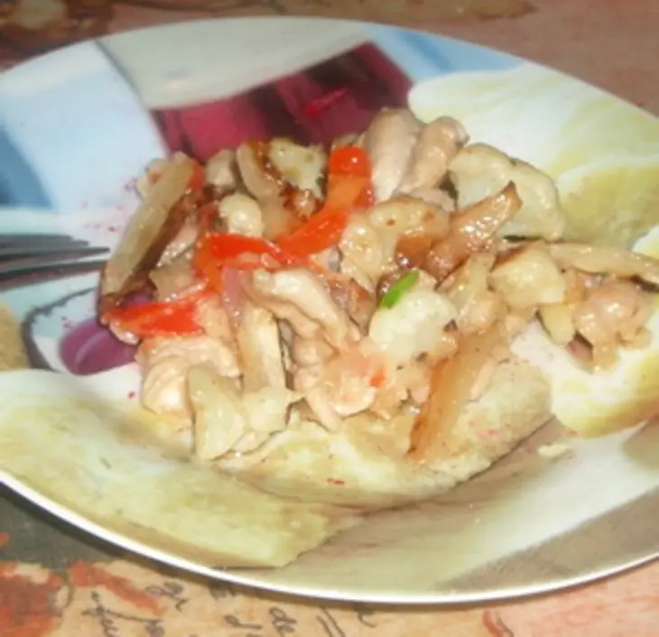 Поджарка из индейки с овощами: шаг 1