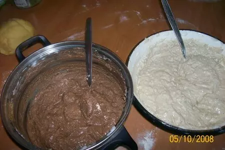 Песочный пирог с халвой: шаг 3