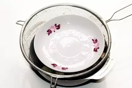 Котлеты из баклажанов с острым соусом: шаг 4