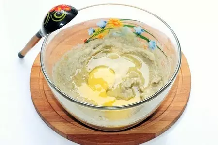 Котлеты из баклажанов с острым соусом: шаг 10