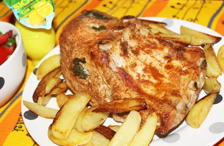 Свиная корейка на кости запеченная цельным куском: шаг 8