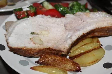Свиная корейка на кости запеченная цельным куском: шаг 10