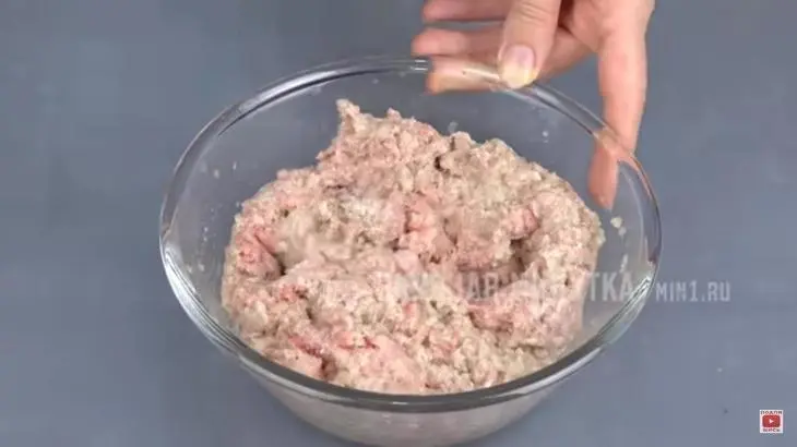 Самые вкусные домашние пельмени: шаг 1