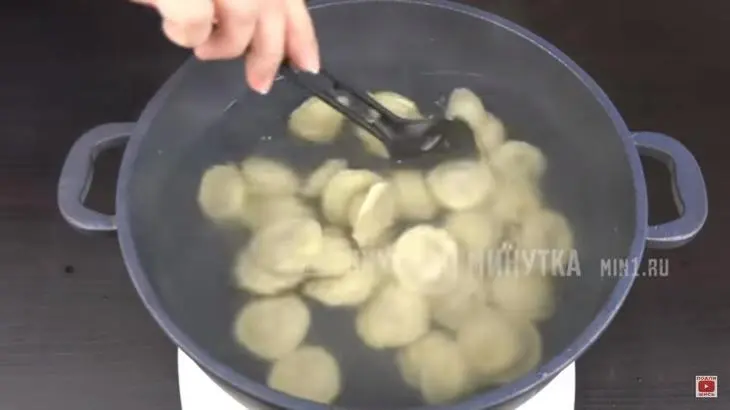 Самые вкусные домашние пельмени: шаг 4