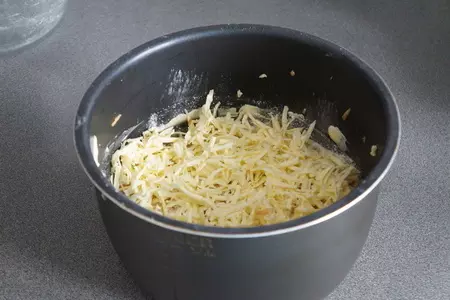 Яблочно-лимонный пирог в мультиварке: шаг 6