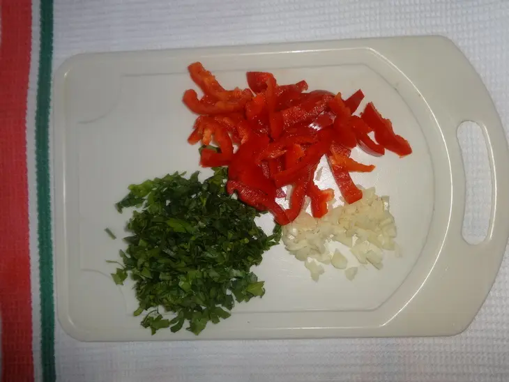 Тушеная капуста с колбасками: шаг 5