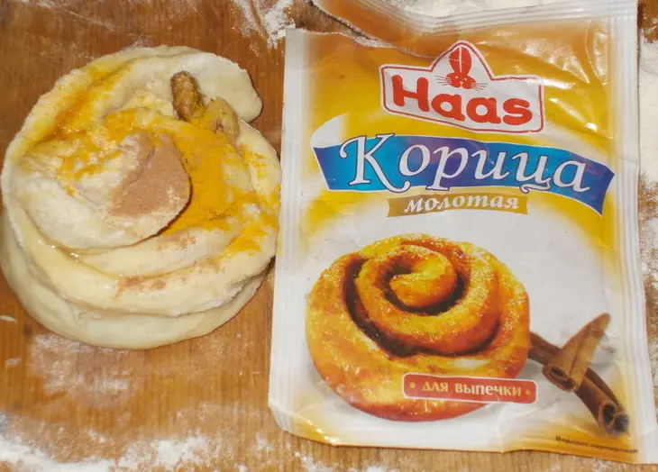 Булочки с корицей и орехами: шаг 4