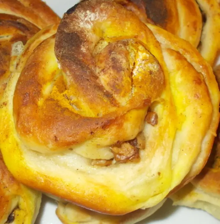 Булочки с корицей и орехами: шаг 6