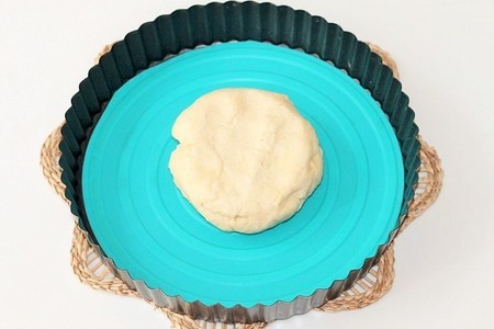 Ароматный творожный пирог со сливами: шаг 6