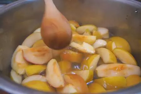 Варенье из яблок на зиму: шаг 4