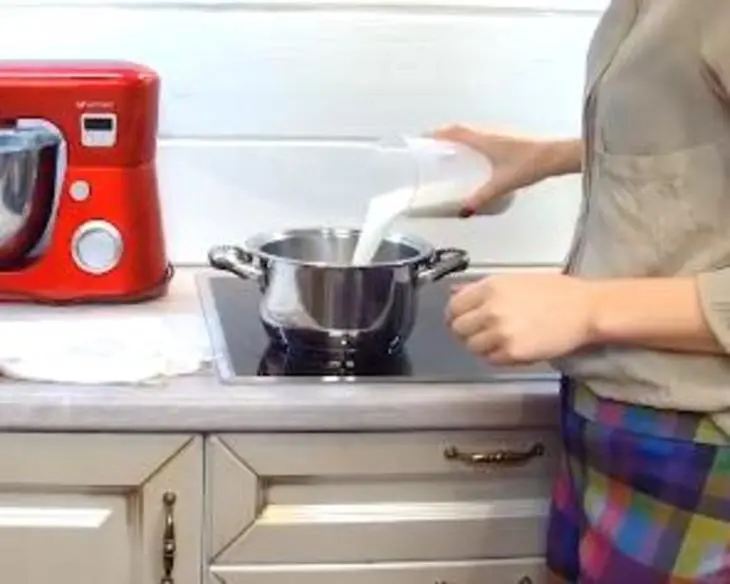 Нежнейший торт "наполеон". вкус детства!: шаг 4