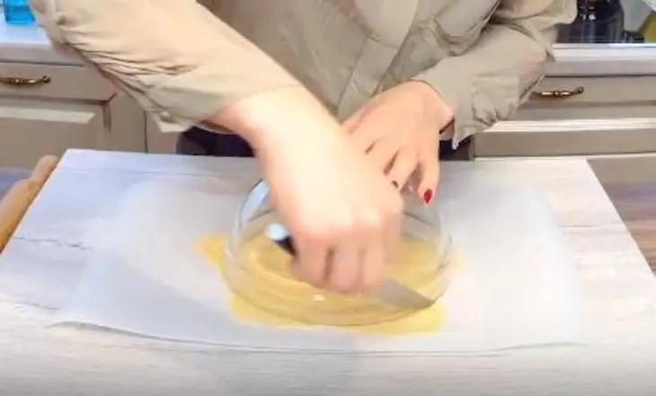 Нежнейший торт "наполеон". вкус детства!: шаг 7