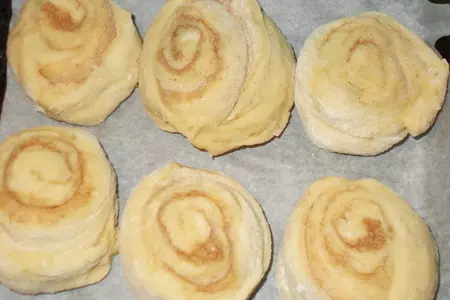 Булочки с  мармеладом, орехами и корицей: шаг 6