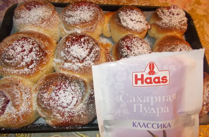 Булочки с  мармеладом, орехами и корицей: шаг 9