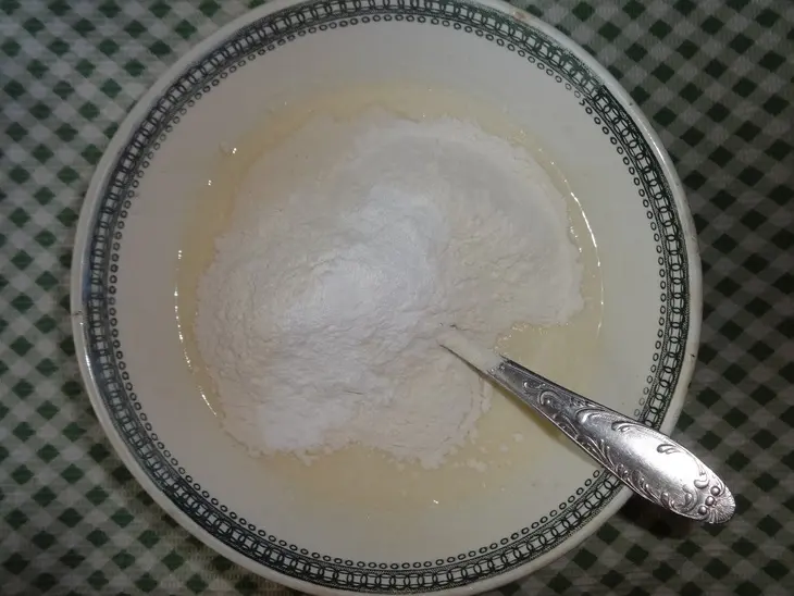 Творожные кексы с яблоками и изюмом: шаг 5